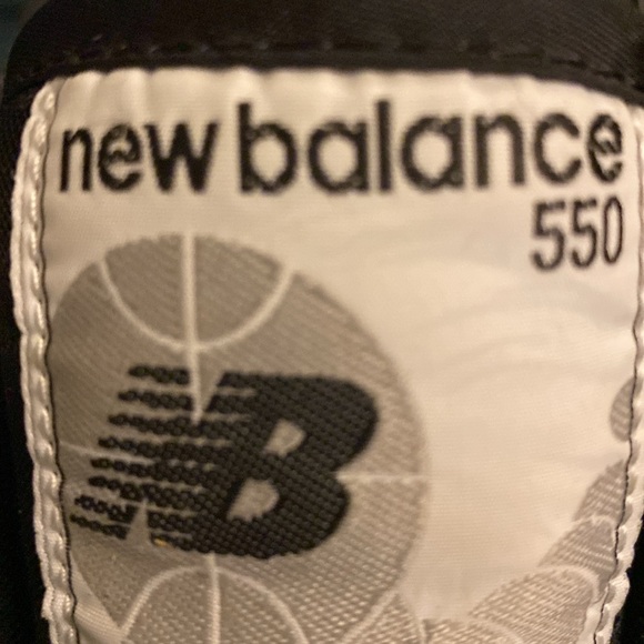New Balance 550 | Black, grey, and white | size 11.5 - Picture 4 of 5